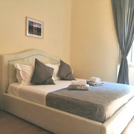 Apartment Britannia #54 *